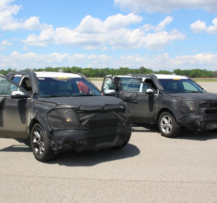 Ford      Explorer' 2011